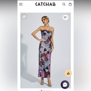 Strapless sequin dress, floral design. Comes with detachable puff sleeves.